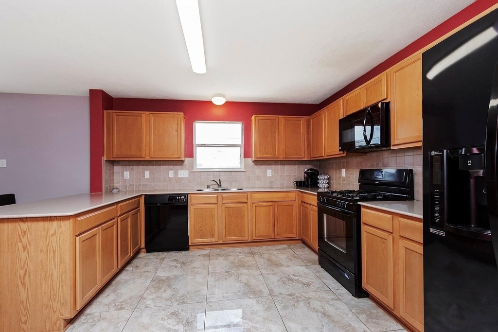 20738 Fair Castle Drive - Photo 16