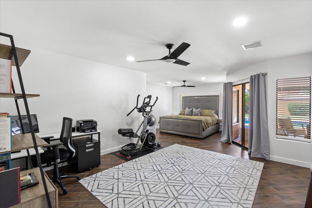10628 E Cinnabar Avenue - Photo 10
