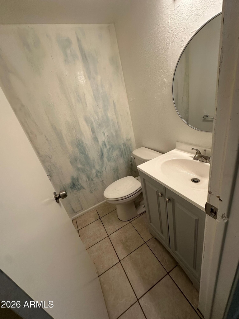 2808 N 43rd - Photo 3