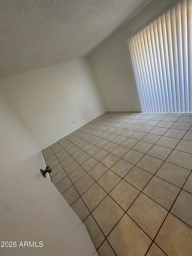 2808 N 43rd - Photo 5
