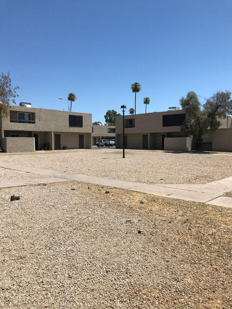 2808 N 43rd Avenue - Photo 0