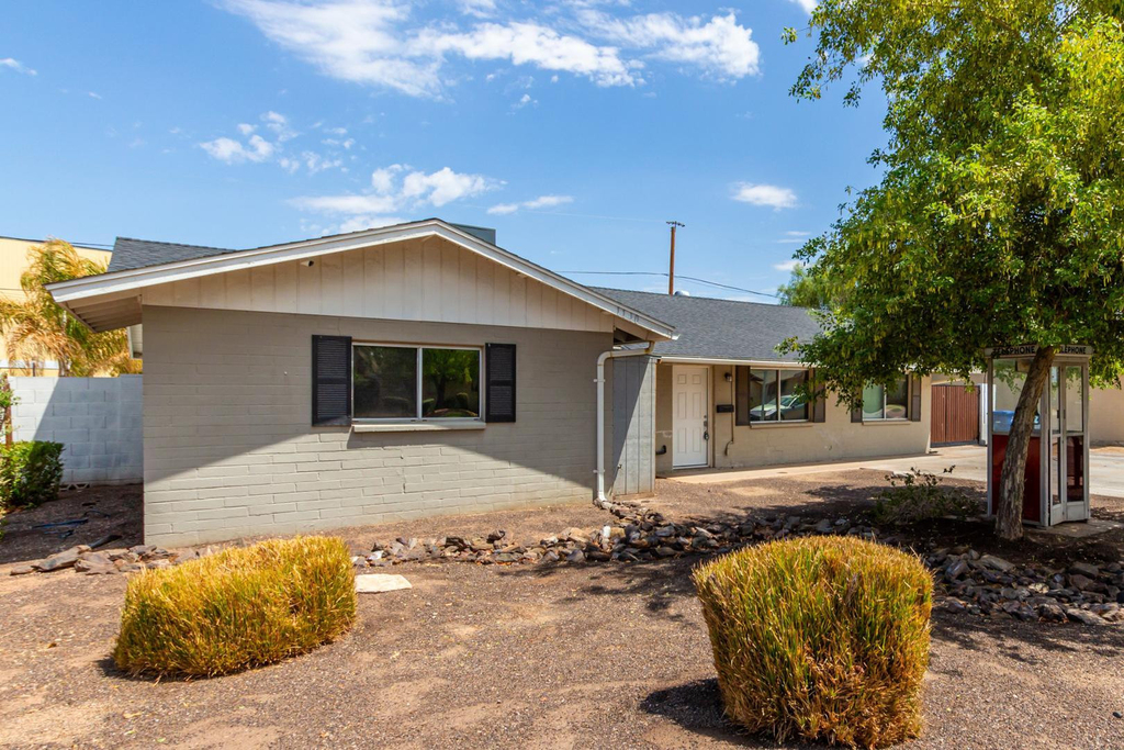 1100 W 12th - Photo 6
