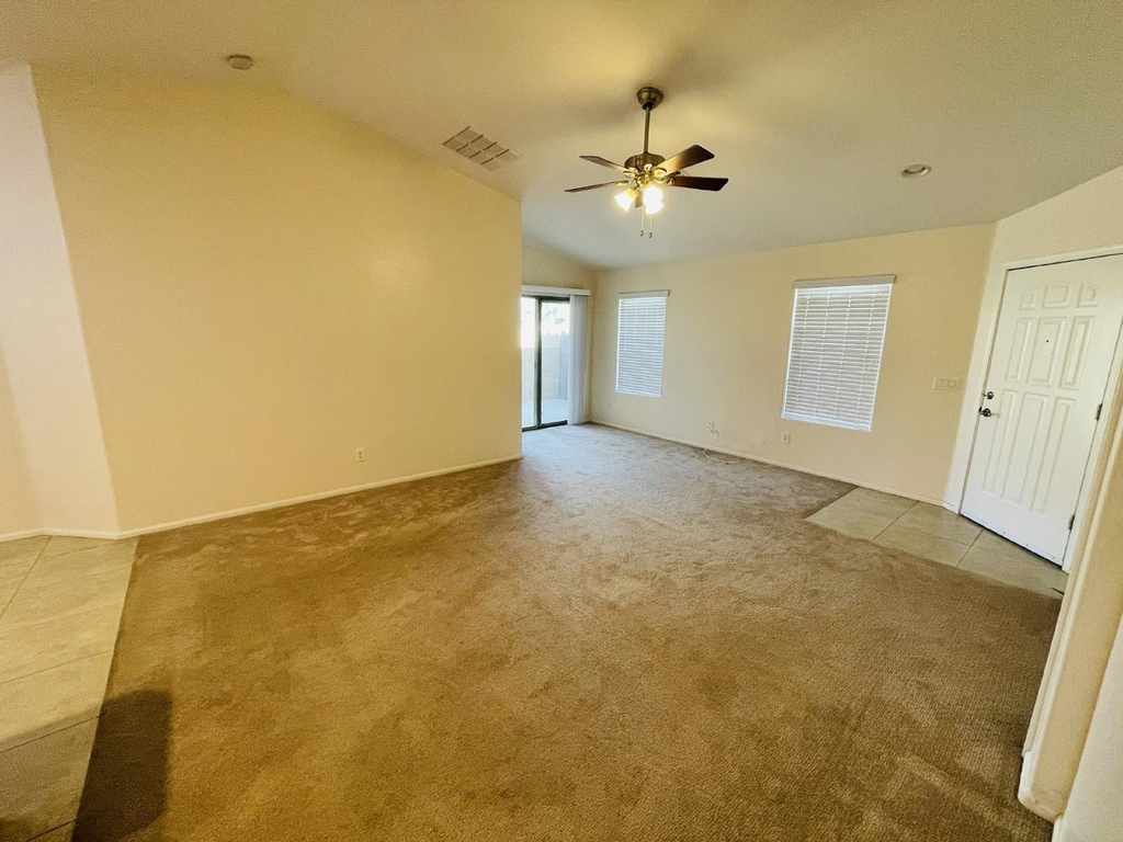 39974 W Thornberry - Photo 8