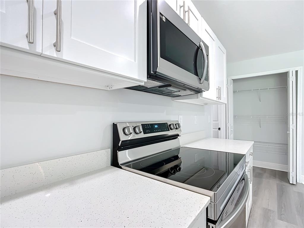 13609 Se 53rd Avenue - Photo 7