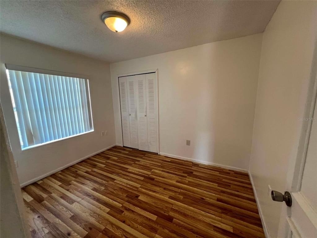 1109 Woodman Way - Photo 6