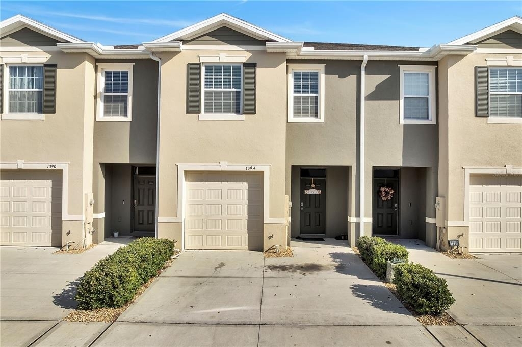 1394 Yellow Finch Drive - Photo 1