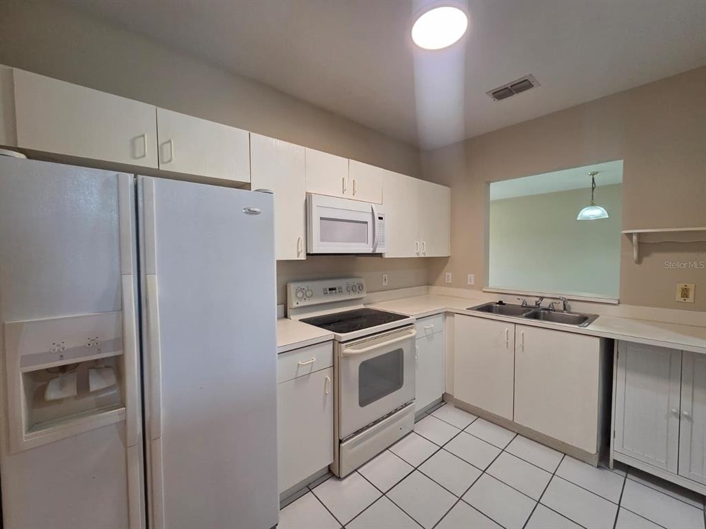 489 Las Cortes Lane - Photo 5