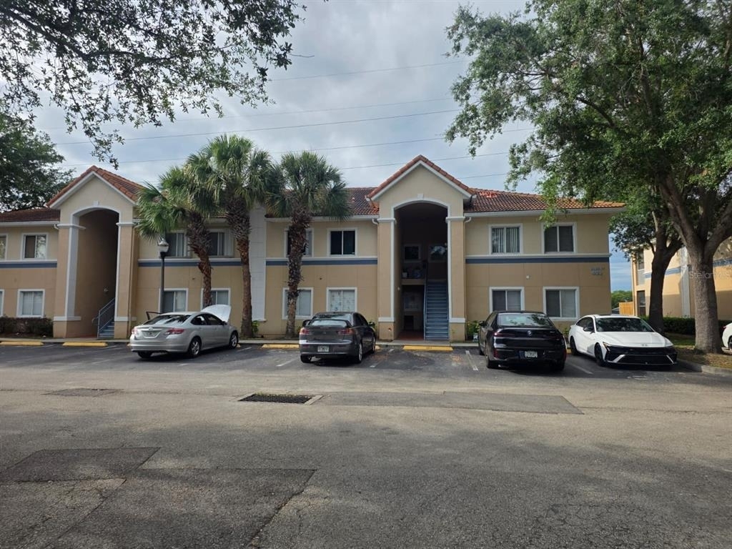 489 Las Cortes Lane - Photo 0