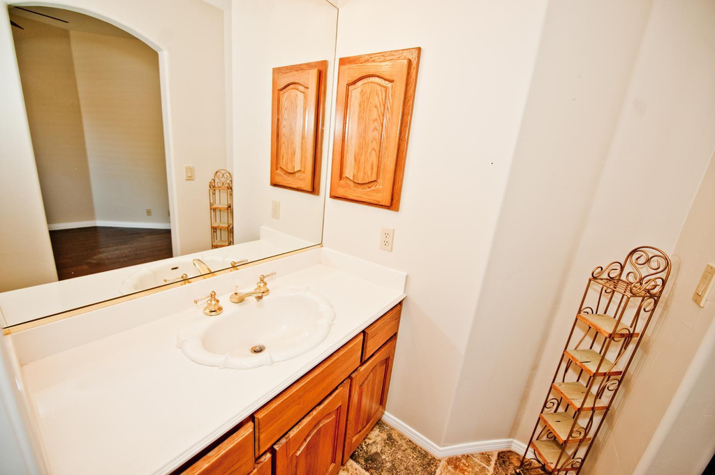 2322 S Rogers Circle - Photo 37