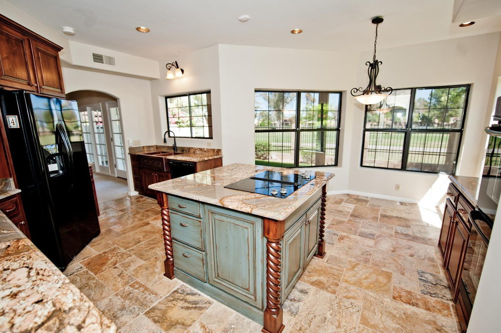2322 S Rogers Circle - Photo 6