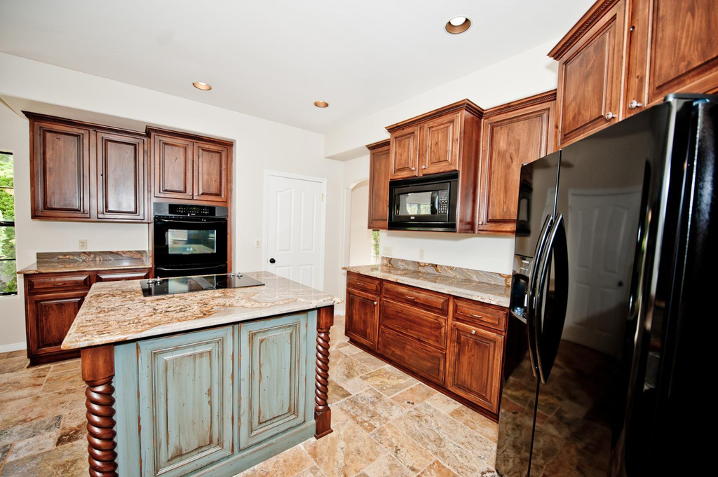 2322 S Rogers Circle - Photo 1