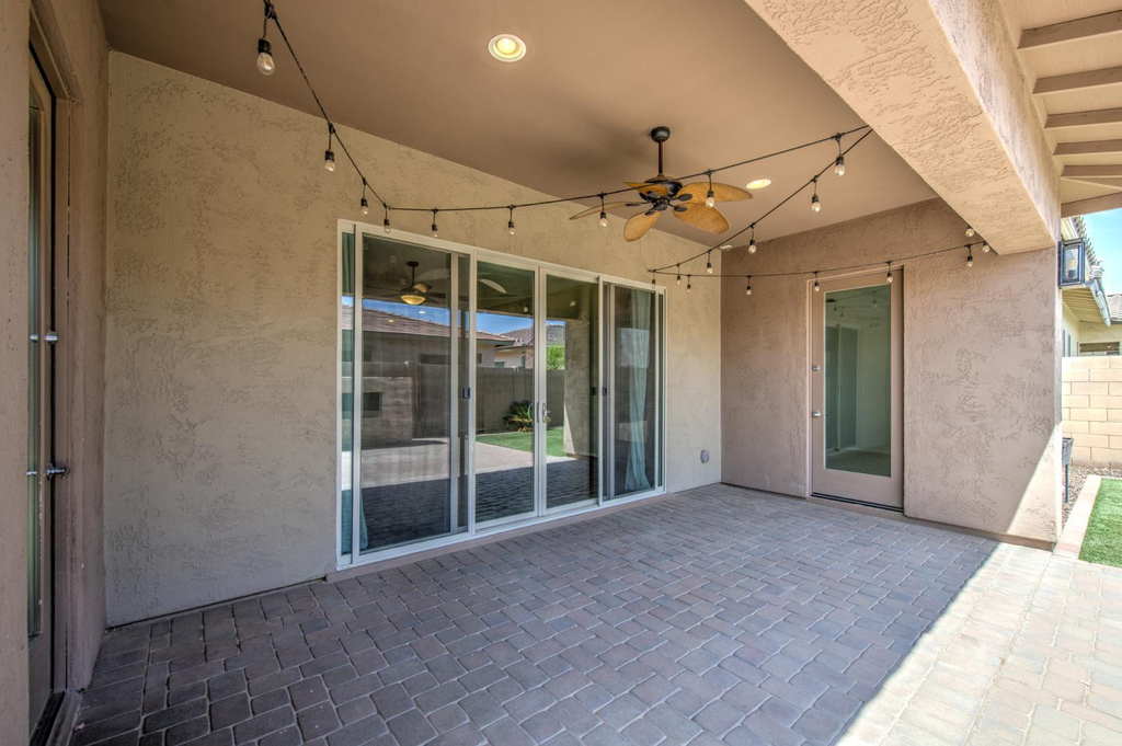 22689 E Munoz Street - Photo 7