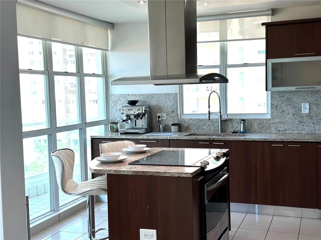 5575 Isla Verde Avenue - Photo 3