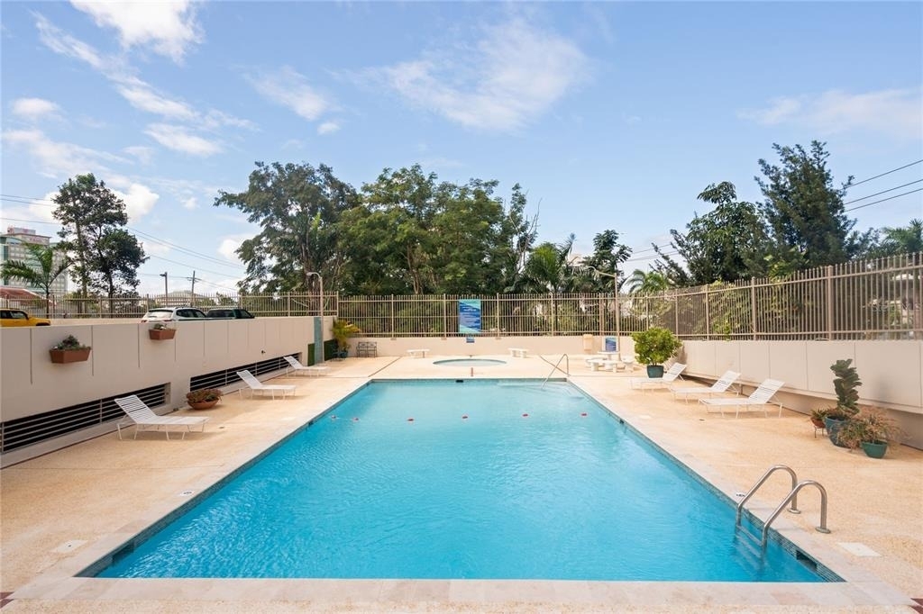 1704 San Patricio Avenue - Photo 14