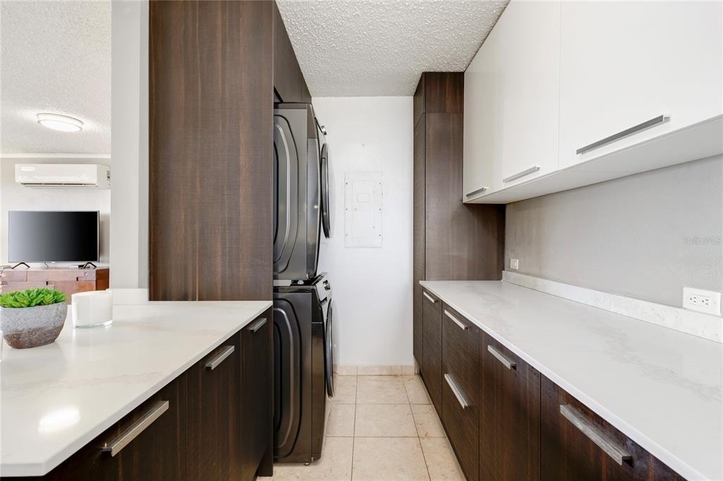 1704 San Patricio Avenue - Photo 9