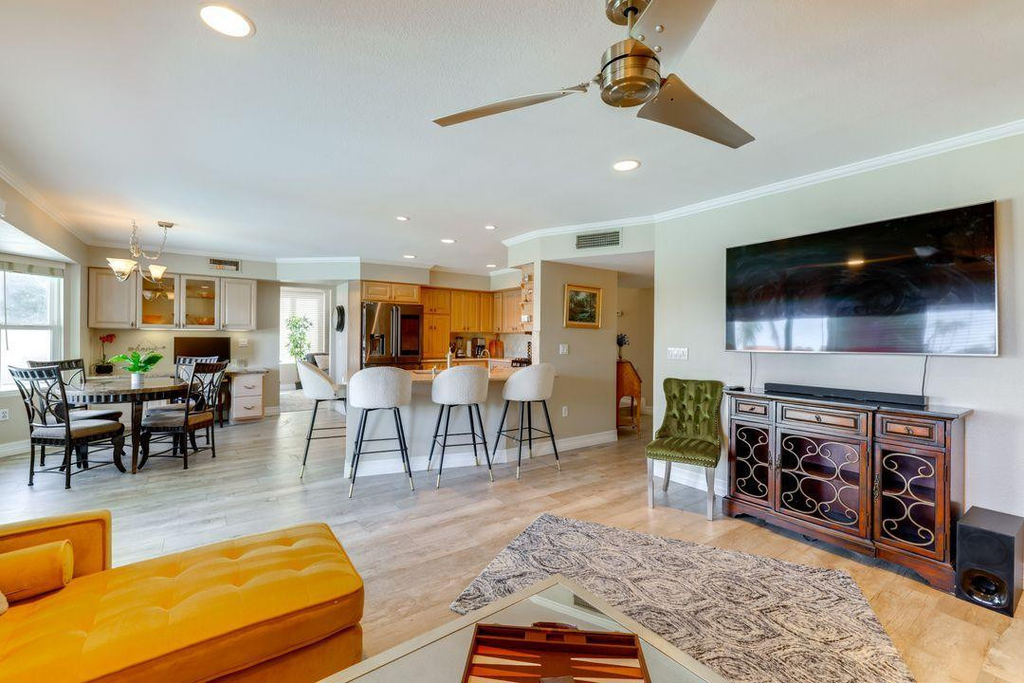 16439 S 34th Way - Photo 2