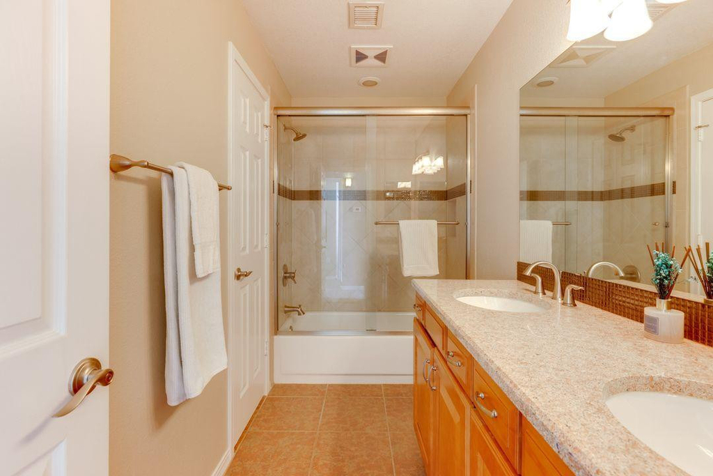 16439 S 34th Way - Photo 4