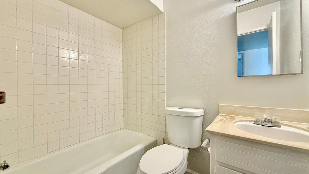 12602 N 21st Avenue - Photo 27