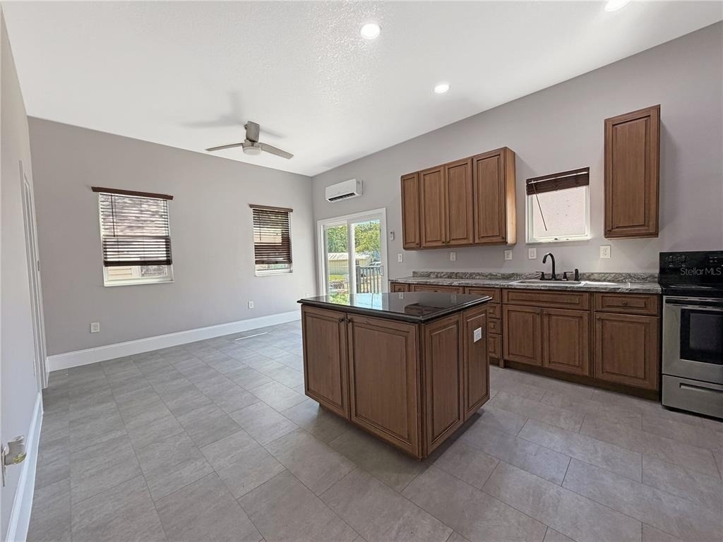 706 New York Avenue - Photo 2