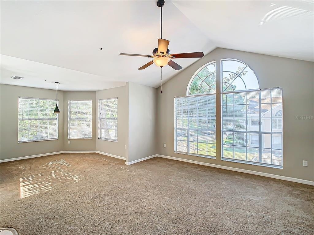 665 Youngstown Parkway - Photo 3