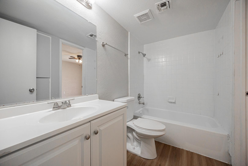 6565 N 19th Avenue - Photo 17
