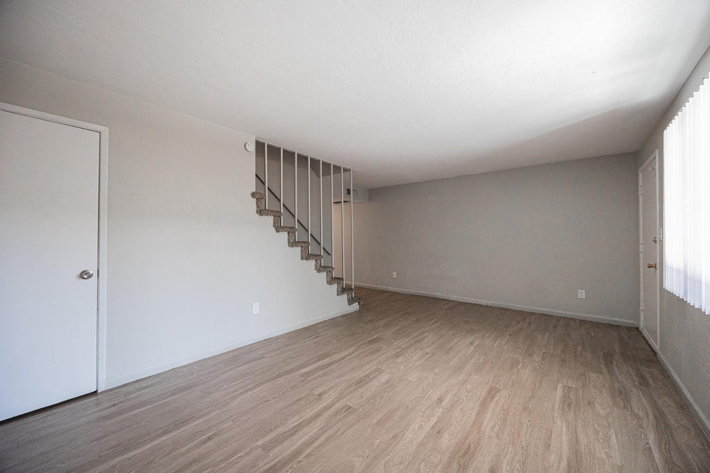 6565 N 19th Avenue - Photo 7