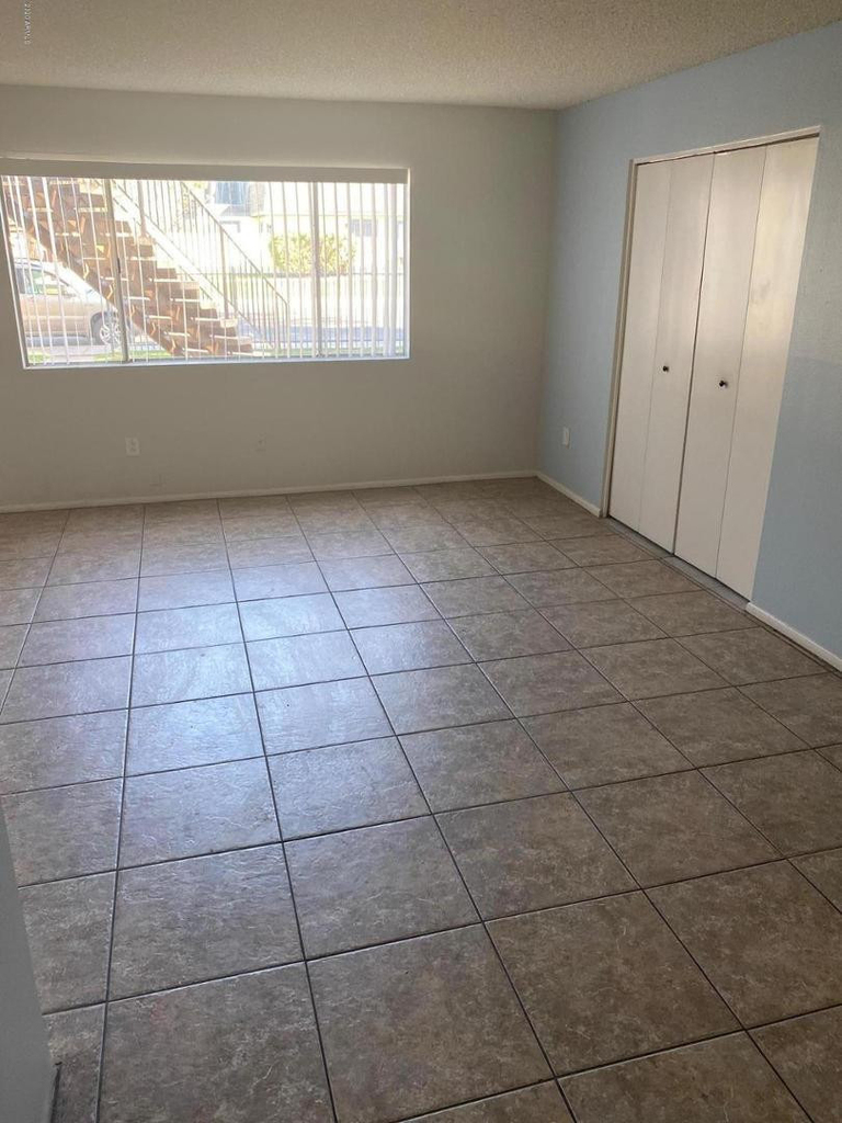 3302 W Northern Avenue - Photo 7