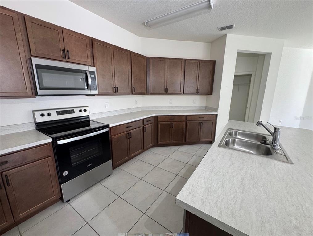 7054 Cruz Court - Photo 7