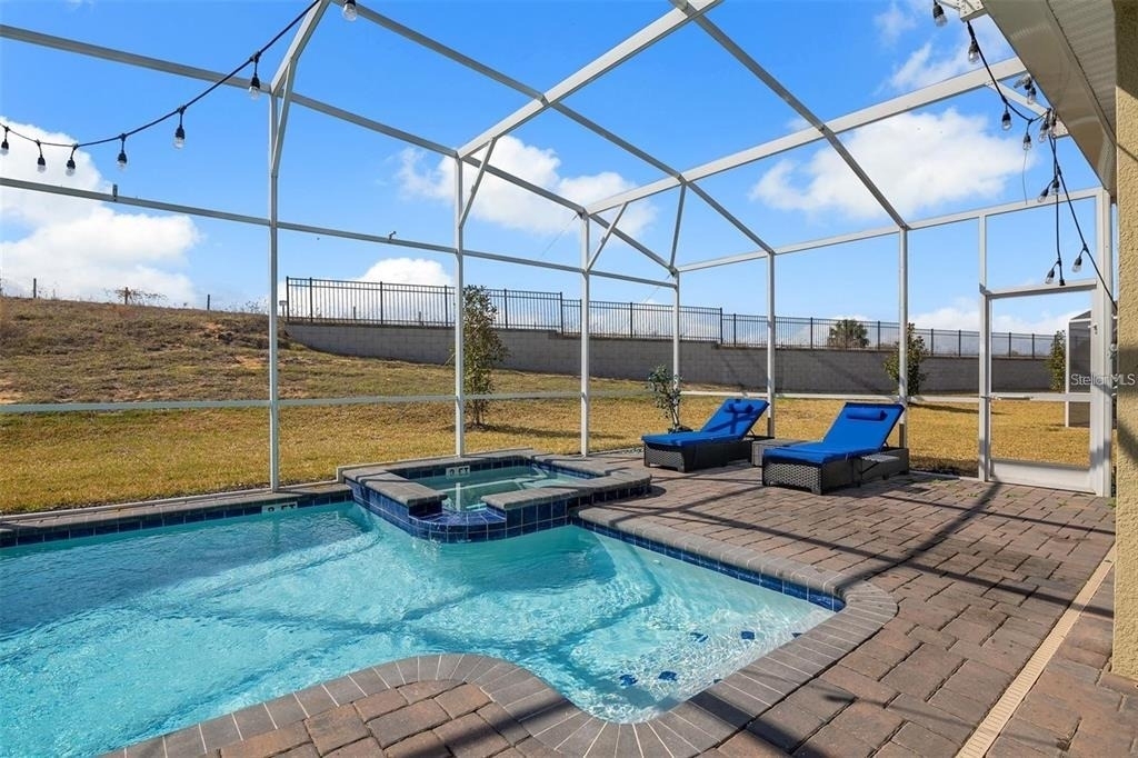 9084 Sommerset Hills Drive - Photo 36