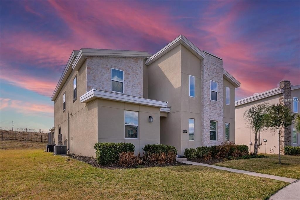9084 Sommerset Hills Drive - Photo 3
