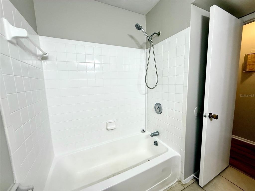 644 Kenwick Circle - Photo 2