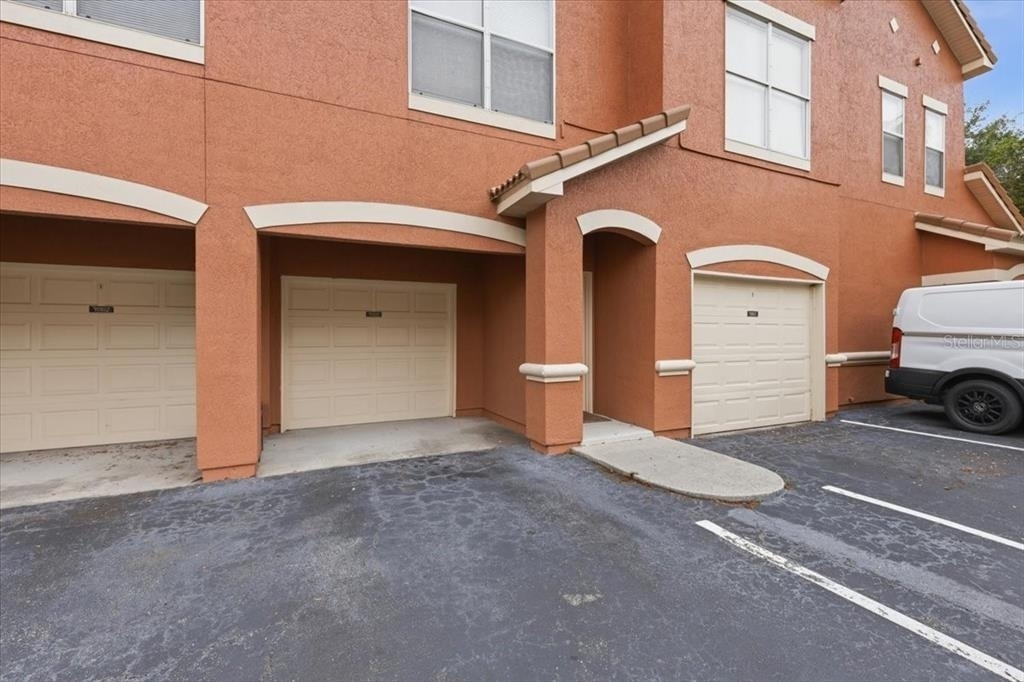 19921 Villa Ridge Drive - Photo 2