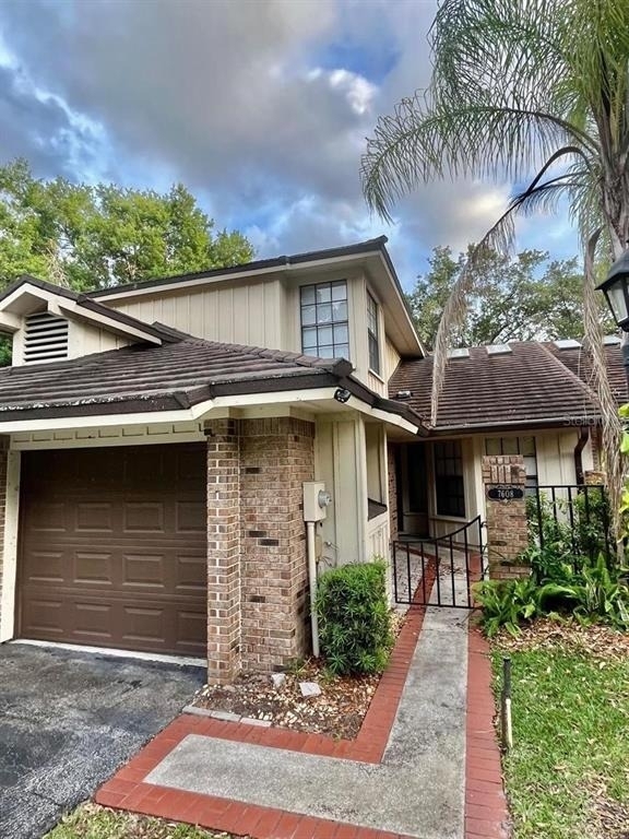 7608 Spring Bay Cove - Photo 0