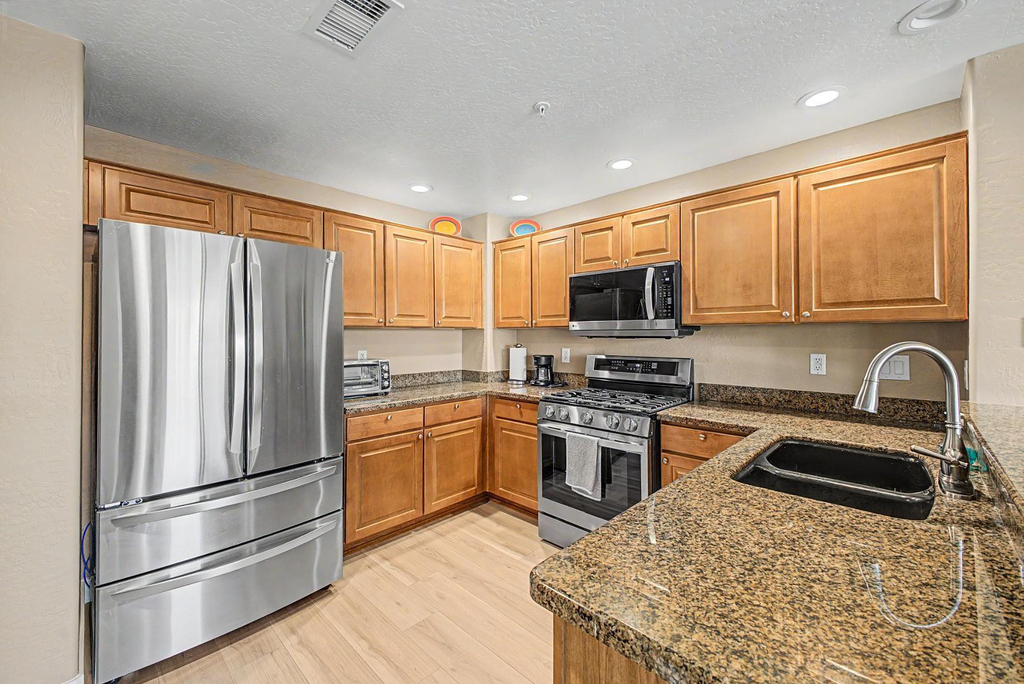 16800 E El Lago Boulevard - Photo 5