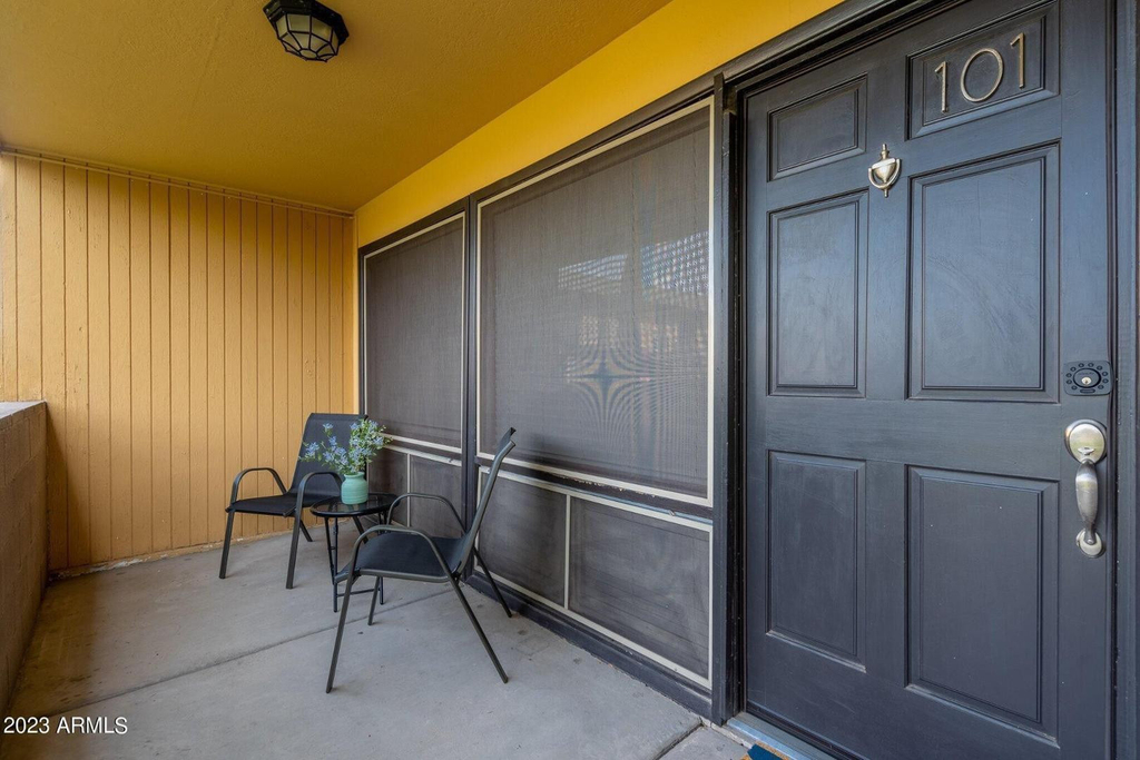 6501 N 17th Avenue - Photo 2