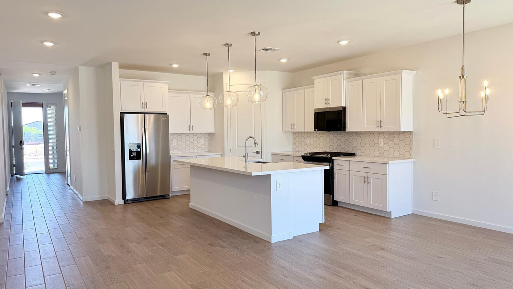 15988 W Desert Spoon Drive - Photo 6