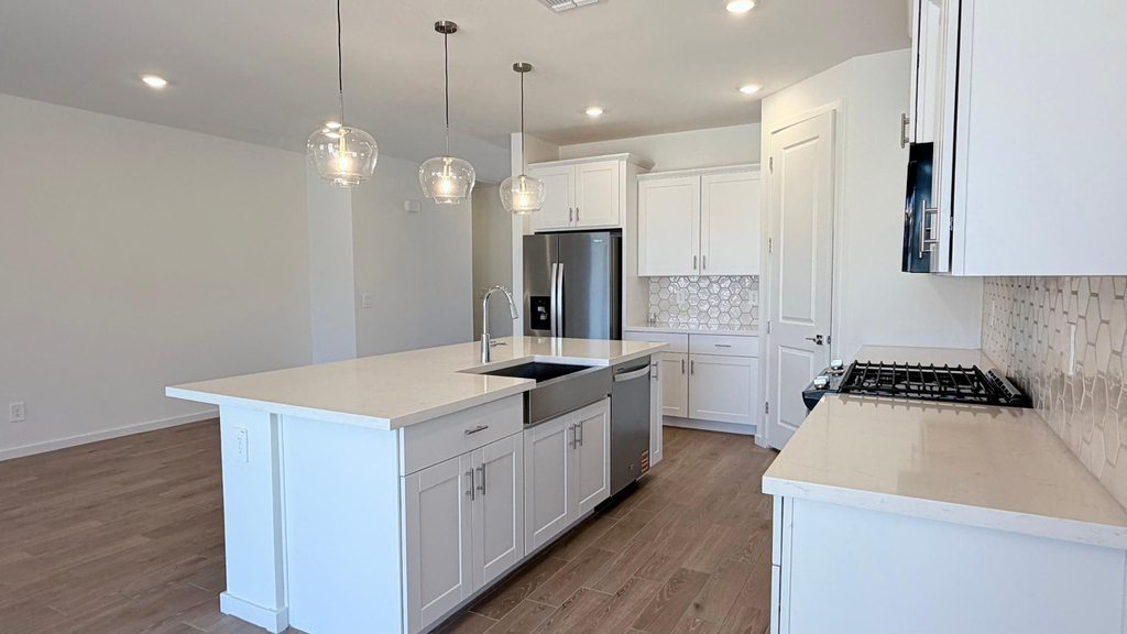 15988 W Desert Spoon Drive - Photo 8