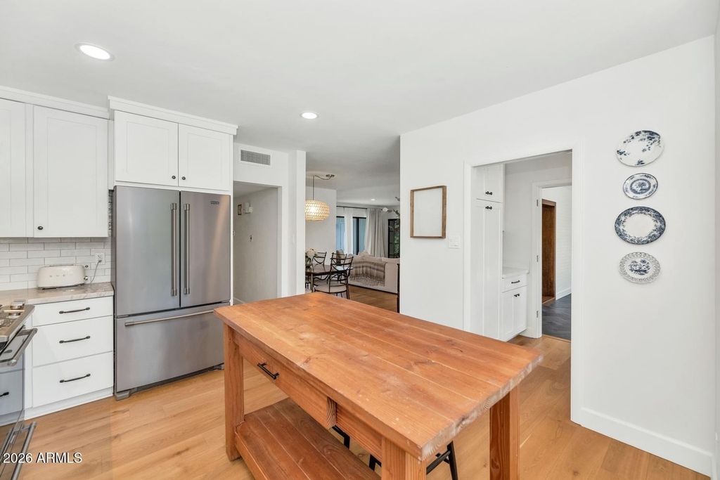 103 W Palmcroft Drive - Photo 9