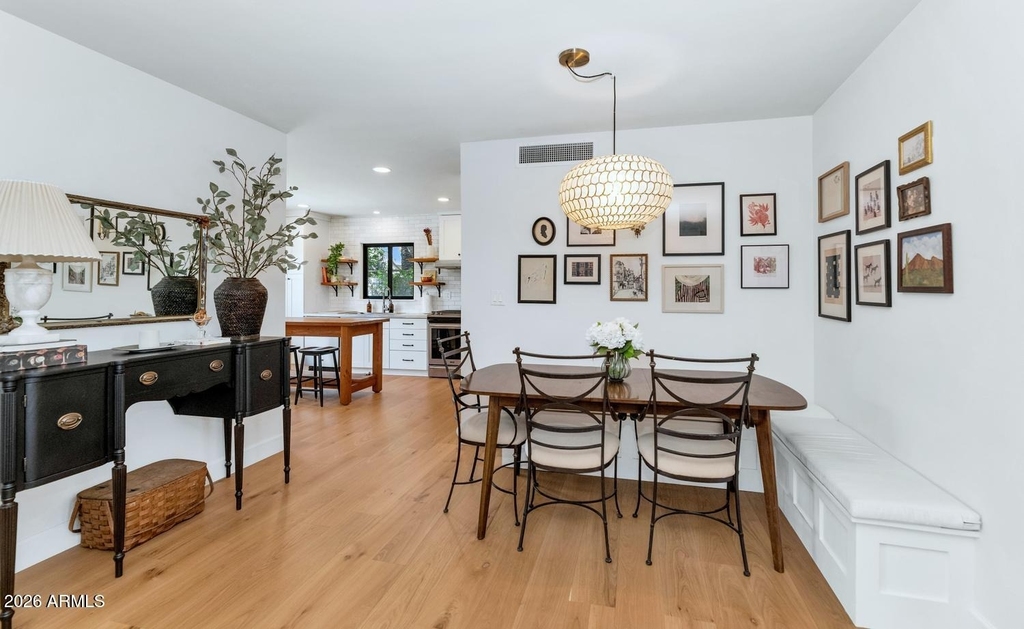 103 W Palmcroft Drive - Photo 6