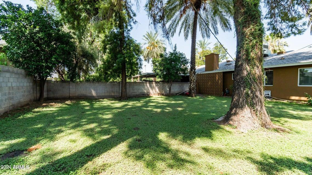 1011 W Northern Avenue - Photo 48