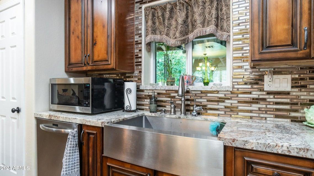 1011 W Northern Avenue - Photo 68