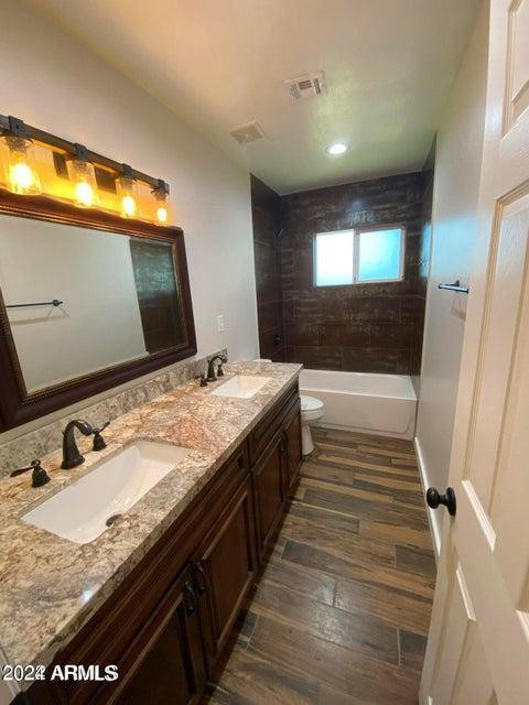 1011 W Northern Avenue - Photo 12