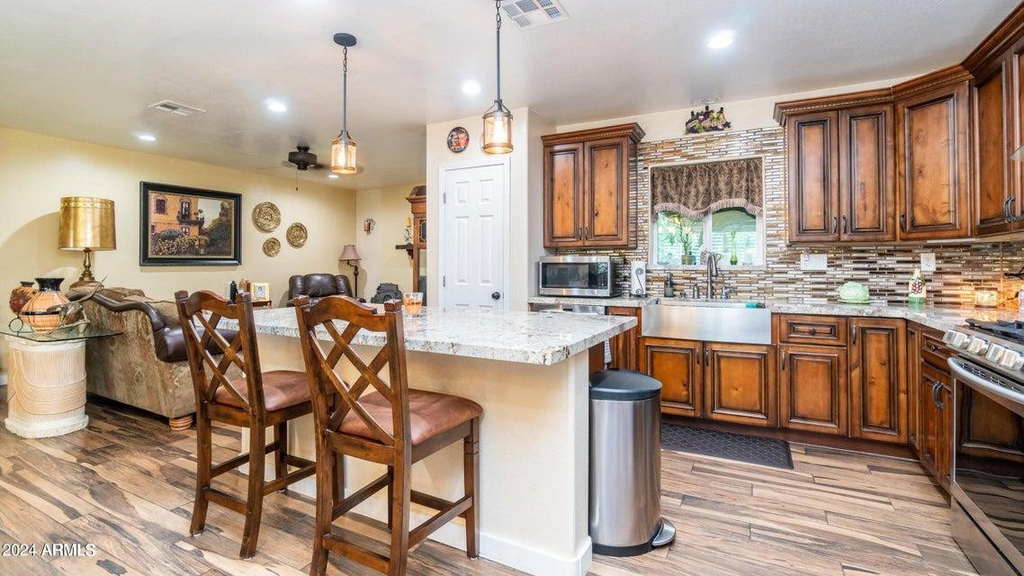 1011 W Northern Avenue - Photo 45