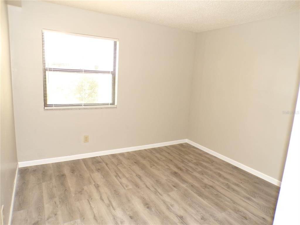 622 Bird Bay Drive S - Photo 11