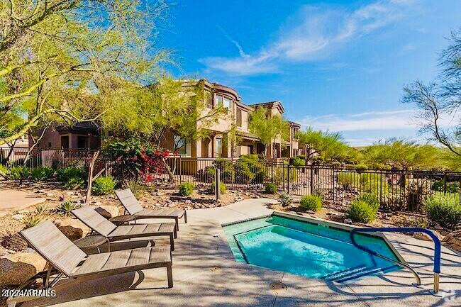 16420 N Thompson Peak Parkway - Photo 2
