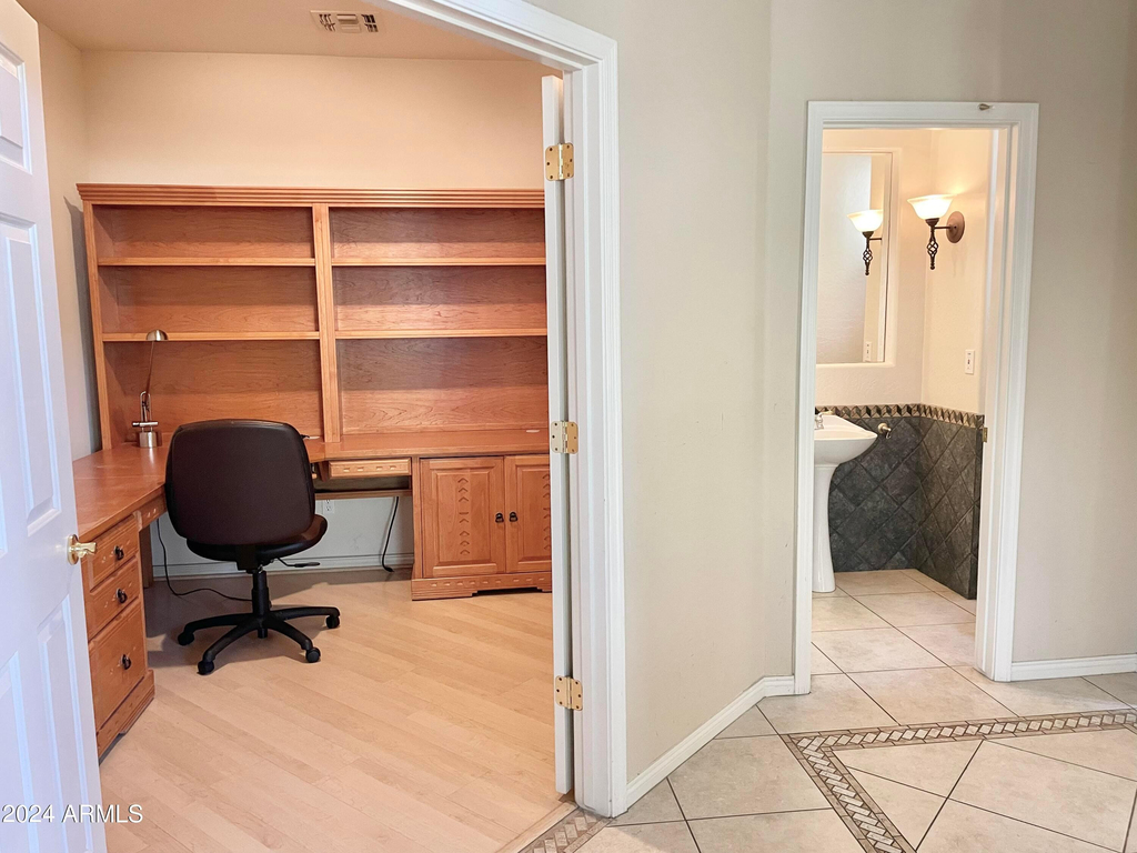 16420 N Thompson Peak Parkway - Photo 19