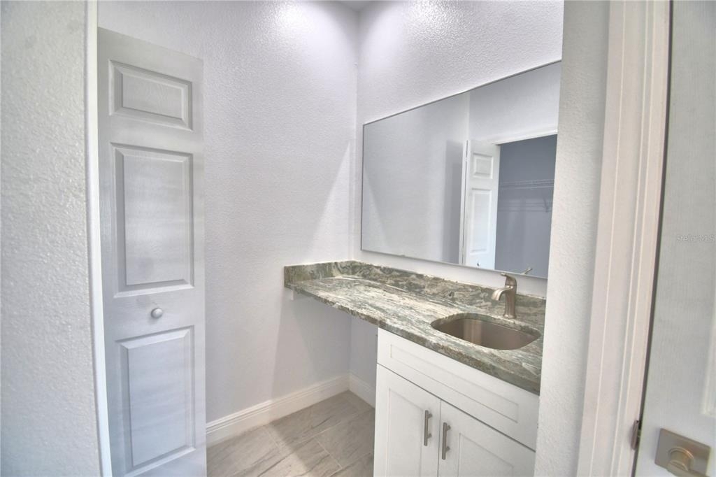 7951 Sarasota Drive - Photo 30