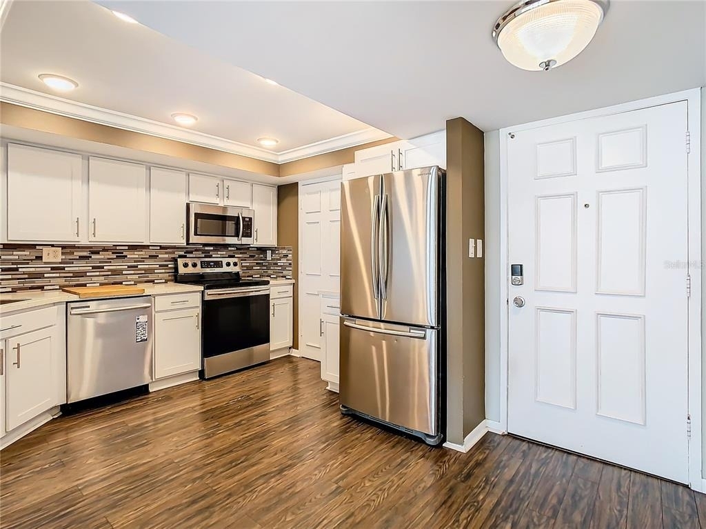 7400 Sun Island Drive - Photo 7