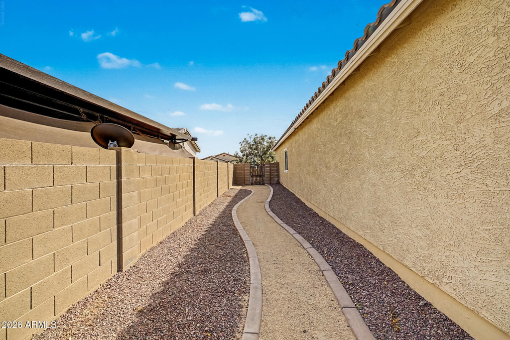 21248 W Palm Lane - Photo 26