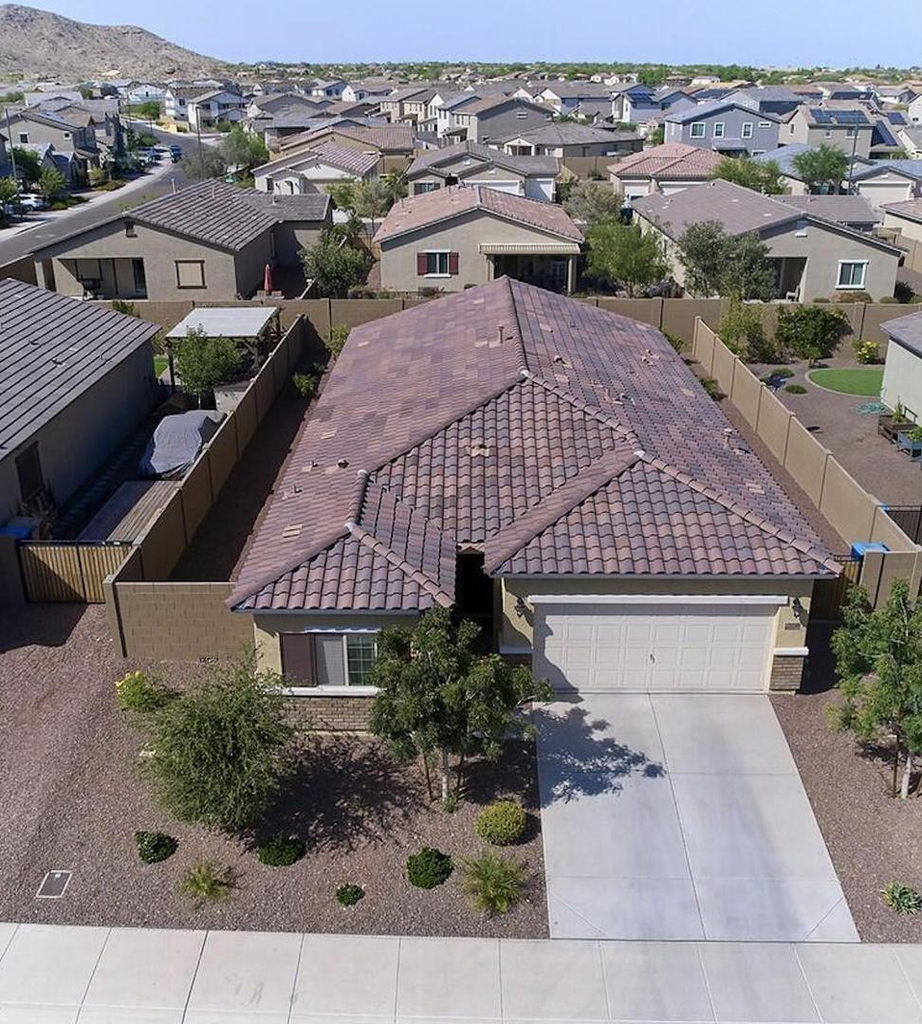 21248 W Palm Lane - Photo 2